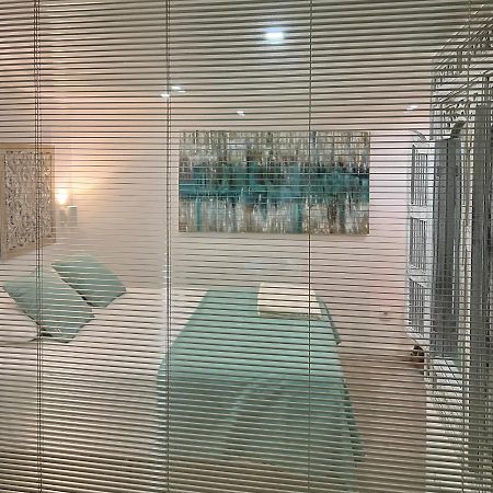 Appartamento Casinha dos Remédios Lisbona Esterno foto