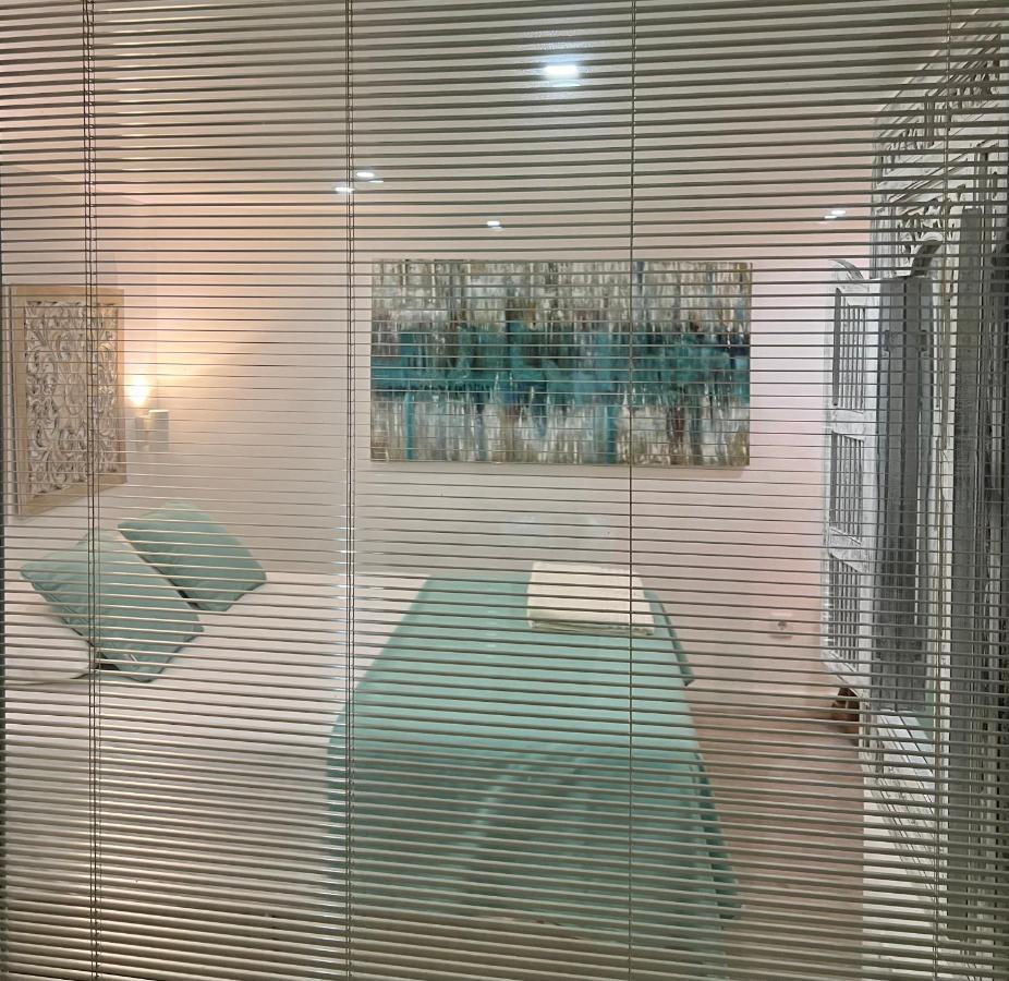 Appartamento Casinha dos Remédios Lisbona Esterno foto
